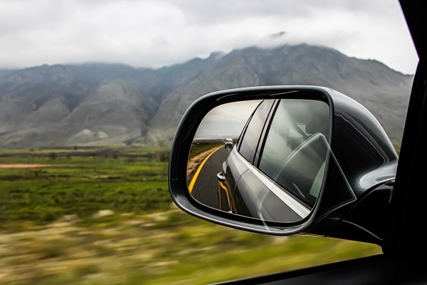 Verantwortung statt Fahrerflucht: Ein Blick in den Rückspiegel genügt